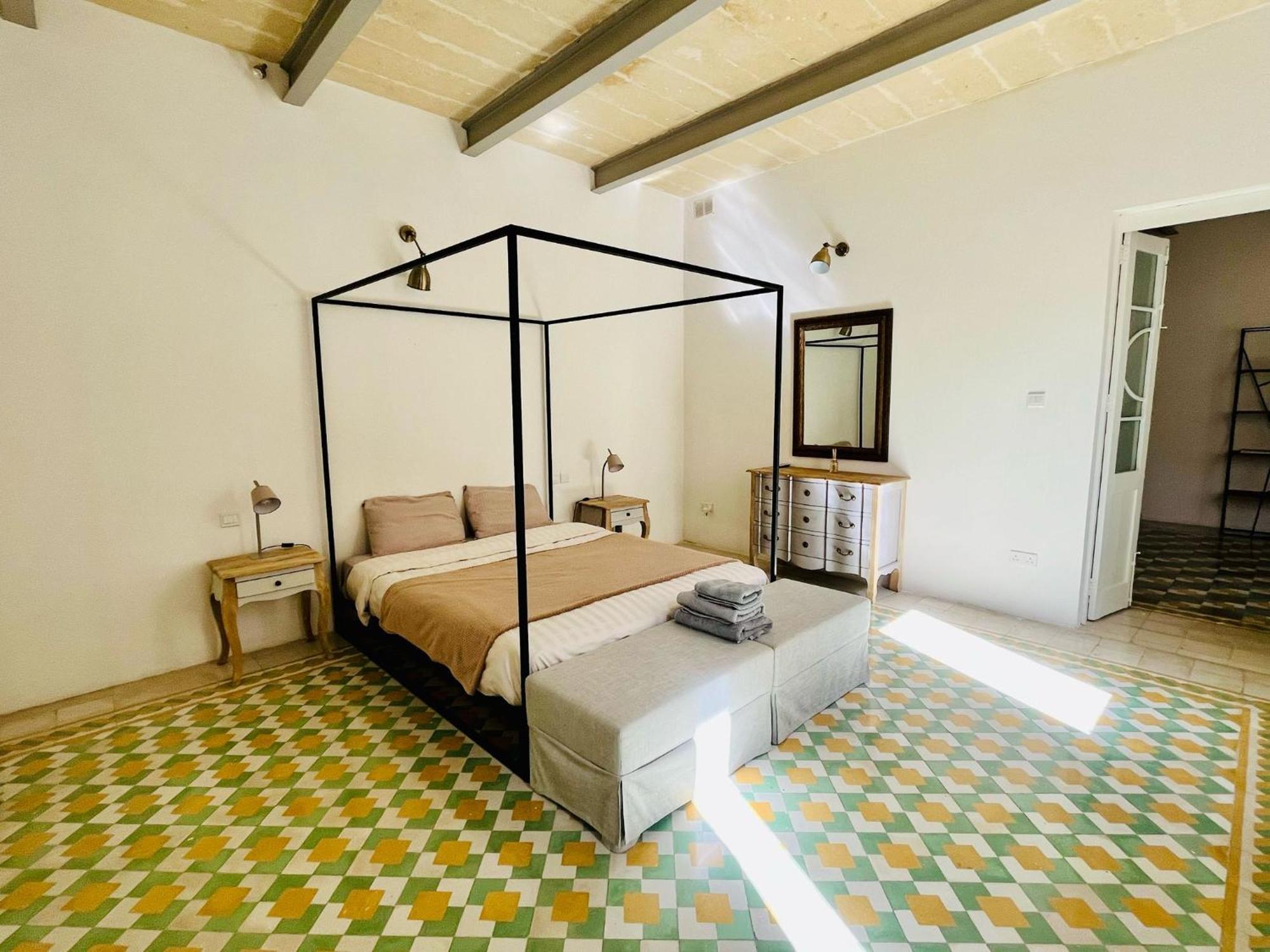 Cozy Charming Apartment In Old Bakery Street Valeta Exterior foto