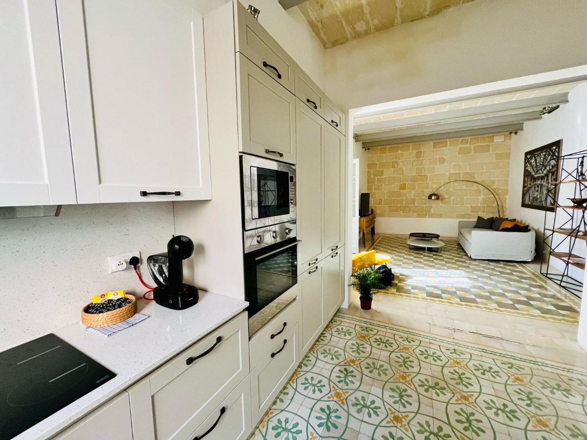 Cozy Charming Apartment In Old Bakery Street Valeta Exterior foto